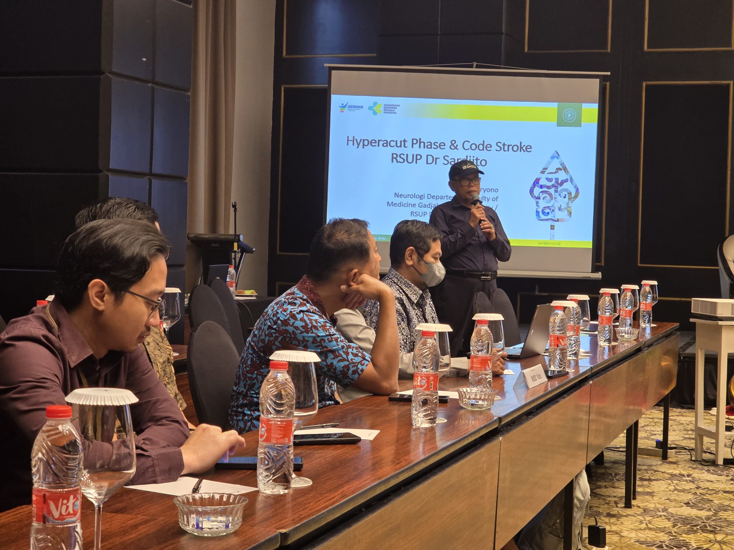 Mengukuhkan Layanan Stroke di Indonesia: WORKSHOP CODE STROKE AND THROMBOLYSIS : PROGRAM PENGAMPUAN STROKE