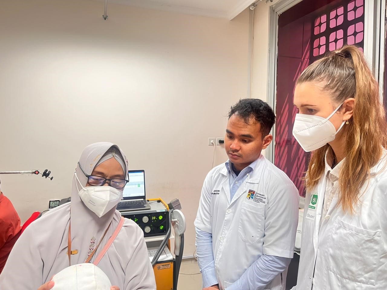 Mahasiswa Malaysia dan Austria Ikuti Program Elektif di Departemen Neurologi UGM